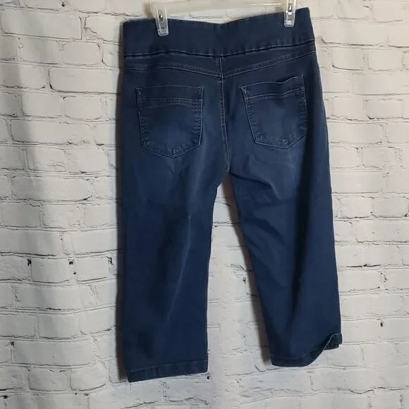 Hannah   - Picture 3 of 4